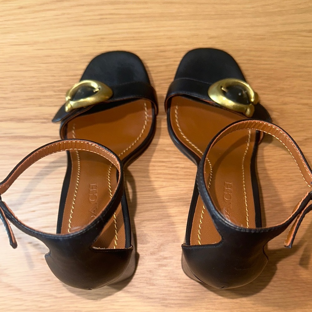 Coach Maya Sandal - Picture 11 of 12